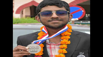 Chennai boy wins silver at Chemistry Olympiad