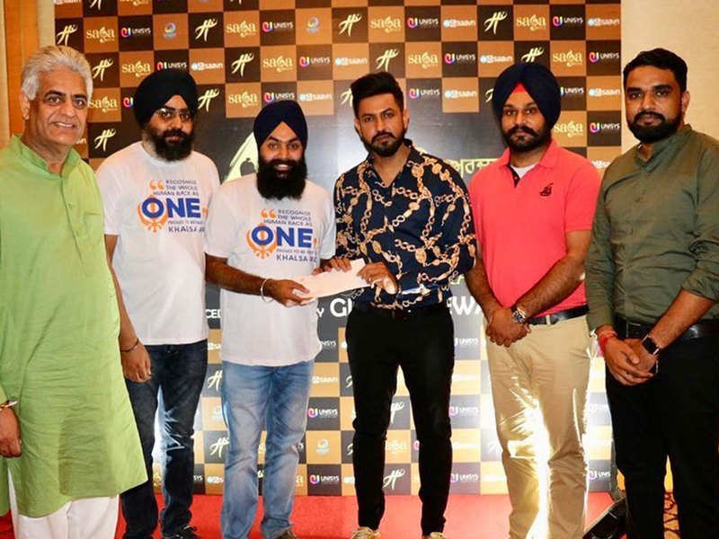 After a donation of 7 Lakhs, Gippy Grewals donates 3 Lakhs more to the Khalsa Aid India to help the Punjab flood victims