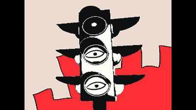 Detector lens on traffic light rule violators in Allahabad