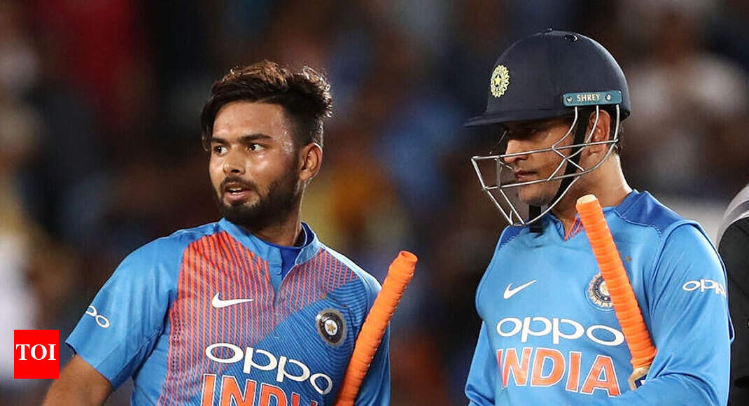 Selectors to ignore MS Dhoni for T20Is vs SA?