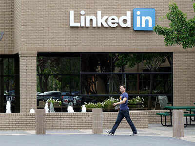 How LinkedIn is being used to recruit spies - Times of India