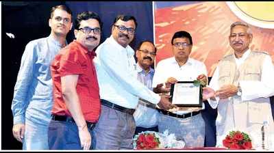 MaTa Helpline felicitated those who contributed to flood relief work