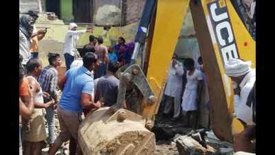 Two youths choke to death while cleaning septic tank in Mathura