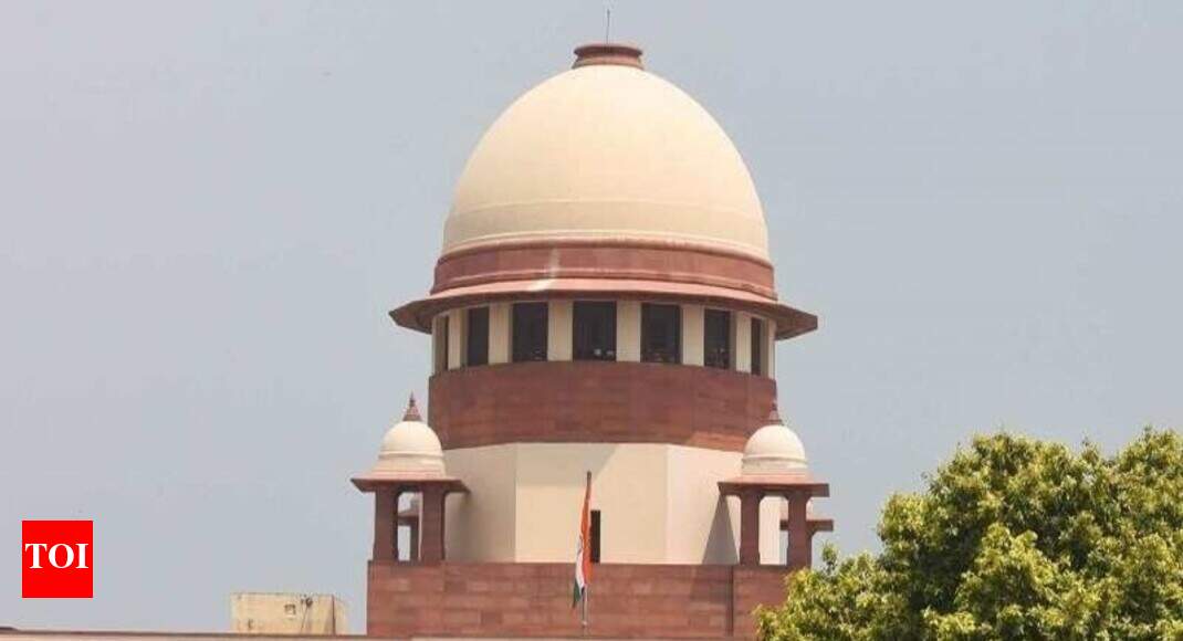 Constitution bench to examine legality of J&K&rsquo;s altered status