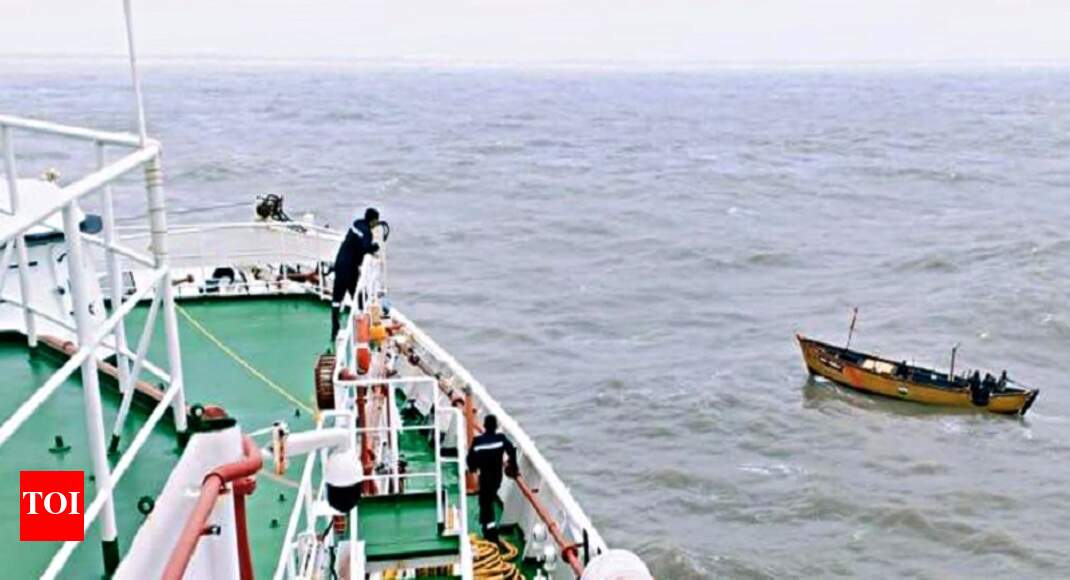 Pak-trained commandos may enter Gulf of Kutch, warns intel
