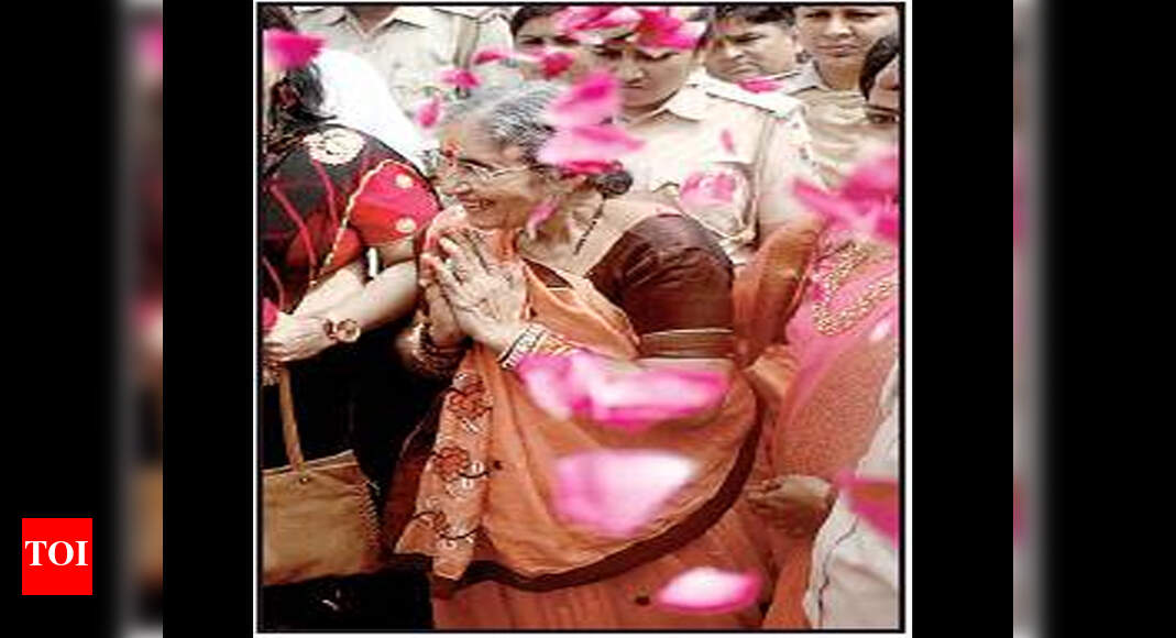 PM Modi’s wife Jashodaben in Ajmer | Ajmer News - Times of India