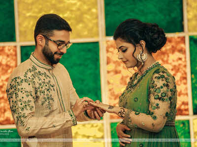 Parvathy Nambiar gets engaged to Vineeth Menon