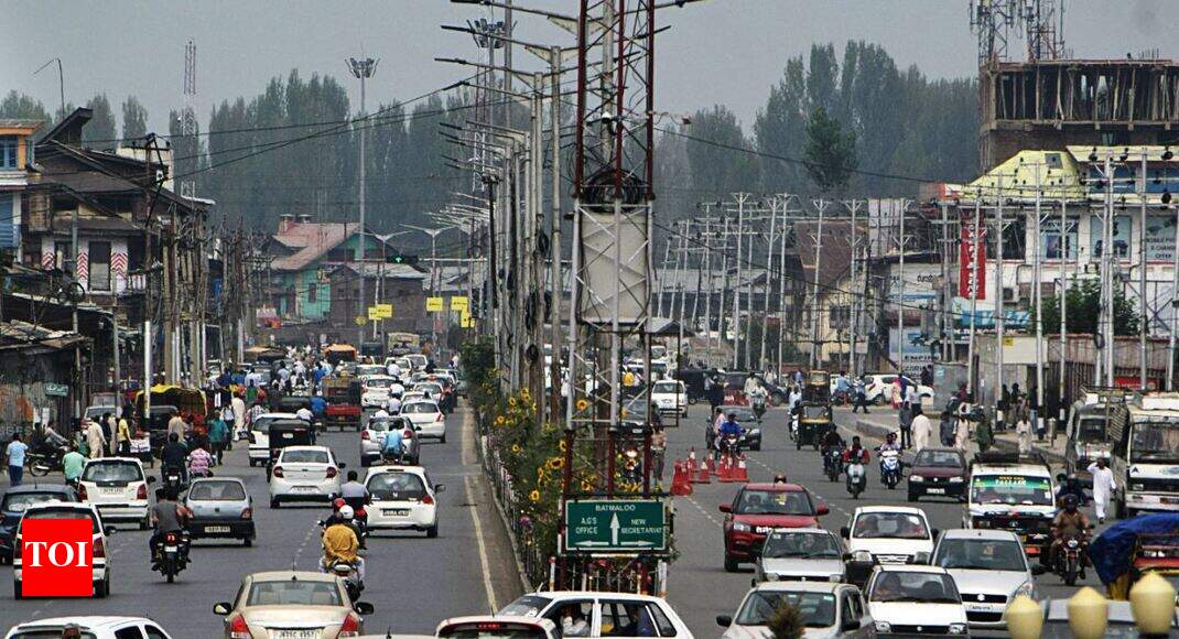 Imran hypes Kashmir situation: Ex-US envoy