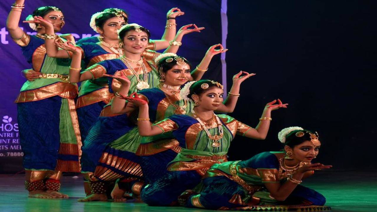Sadhana Nrityalaya – Bharatanatyam Training Institute established in 1991  with the sole intention of imparting training in the traditional art form  to young enthusiasts.