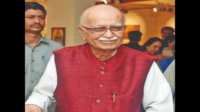 LK Advani arrives for stay at private resort in Alappuzha