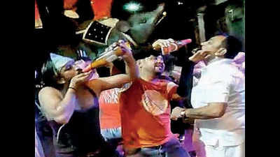 Eight held in Surat after liquor video goes viral