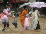 Mumbai Rains: These 40 waterlogging photos show the struggle of Mumbaikars