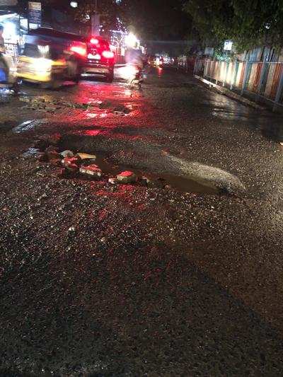 pothole in Ghatkopar
