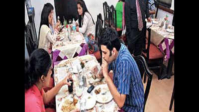 Kolkata eateries’ thumbs up to hygiene norms