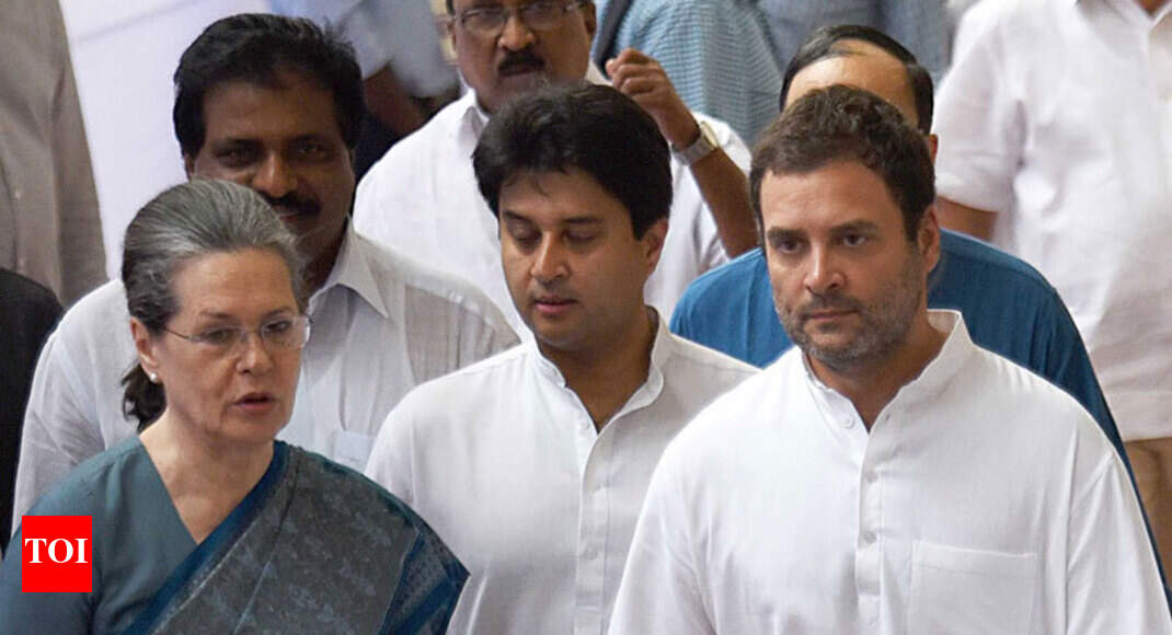 Feud in MP Cong: All eyes on Scindia-Sonia meet
