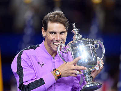 Rafael Nadal closes in on Roger Federer's haul with 19th Major