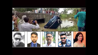 Three from Bhopal among five dead as car falls into canal