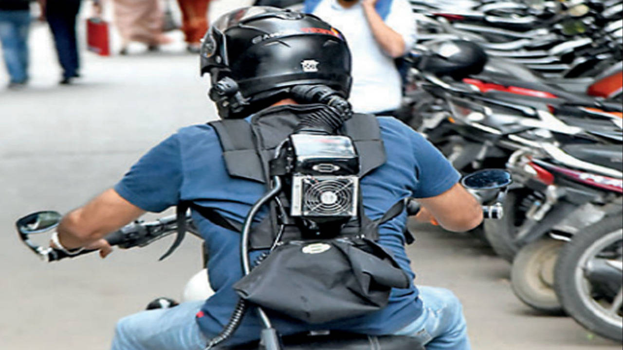 Bengalur u techie develops AC helmet for riders comfort