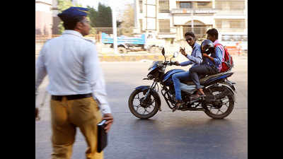 Visakhapatnam: Police crack whip on motorists without helmets, 8,000 cases booked