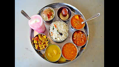 Ghaziabad: This Navratri, feasts only in steel utensils