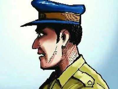 Beat constable in a soup for drinking on duty in east Delhi | Delhi - Times of India