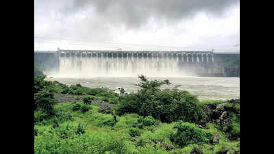 2,400 shifted in Bharuch as Narmada level swells