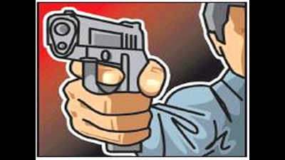 Maoists shoot down former member