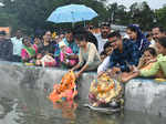 Ganesh Visarjan: Heart-warming pictures of devotees bidding farewell to Ganpati Bappa