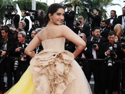 From Alia Bhatt to Kareena Kapoor: Bollywood celebs love the nude