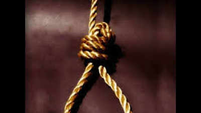 Four persons commit suicide in a day in Varanasi