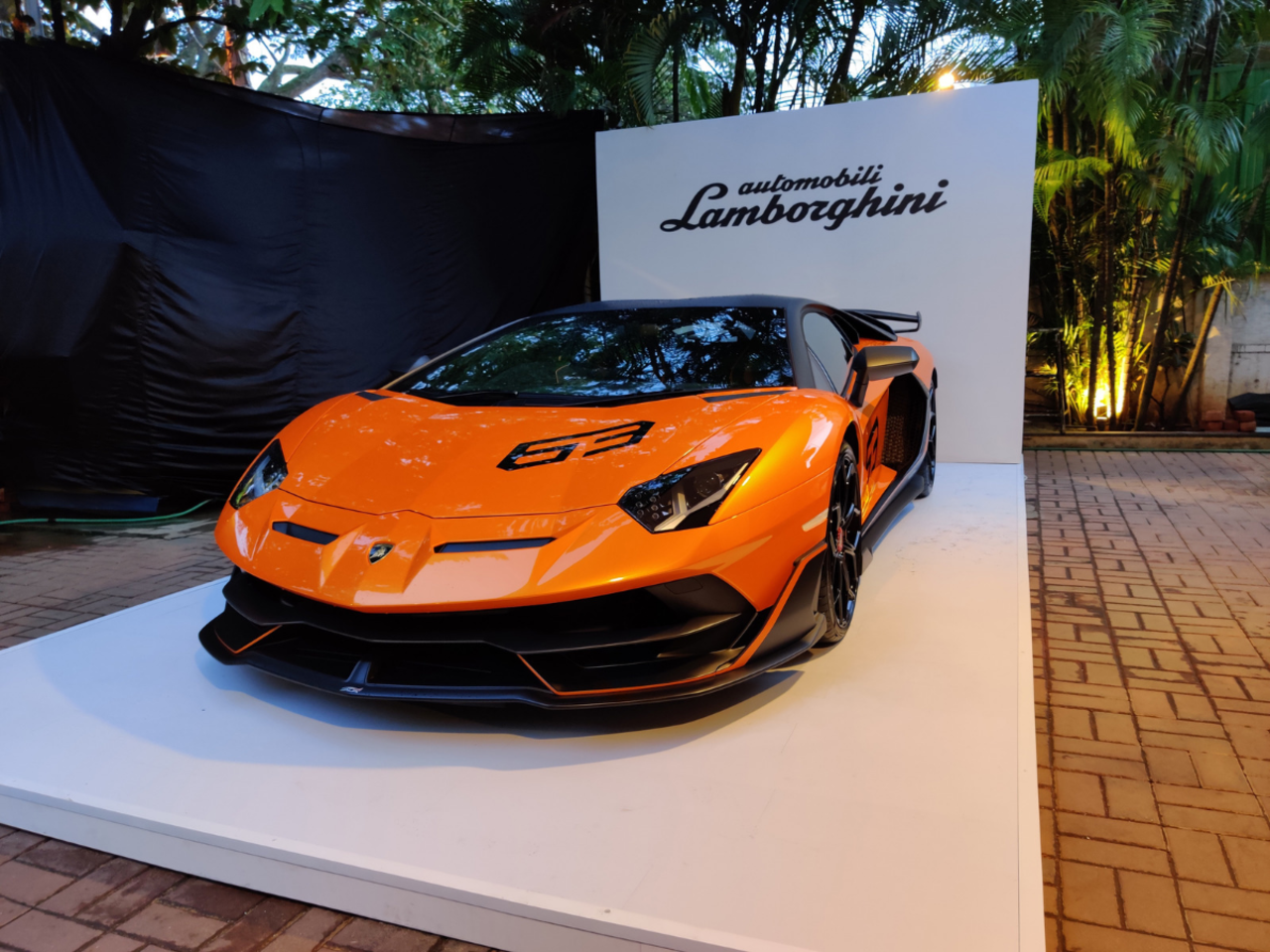 Lamborghini Aventador SVJ 63