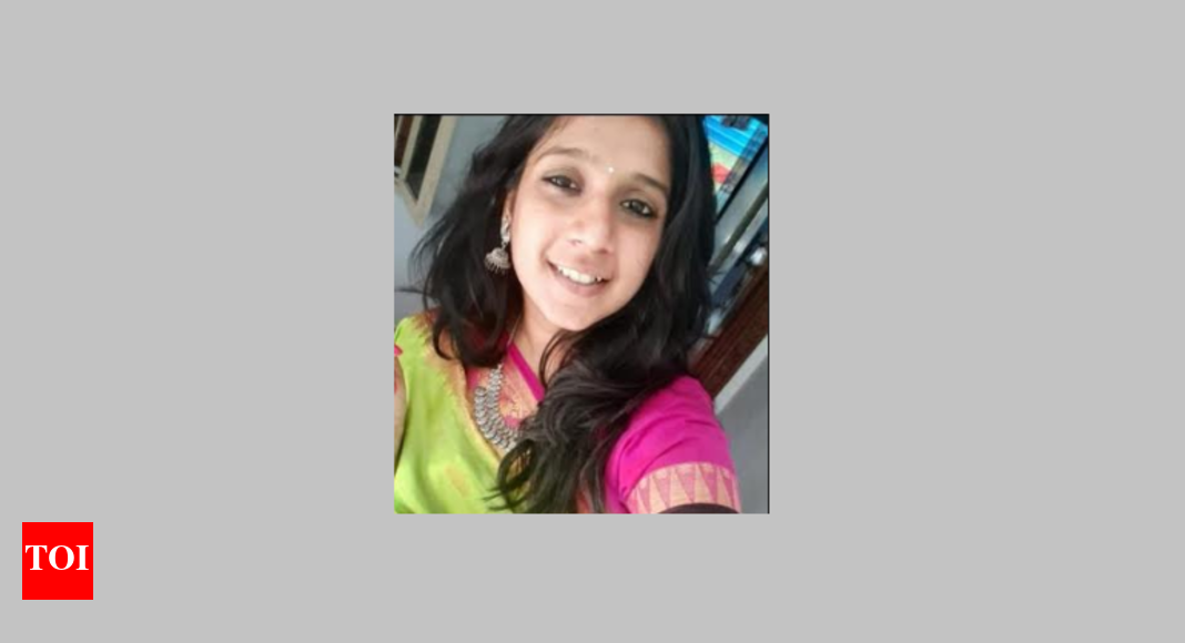 Chennai woman techie dies in freak accident after hoarding falls on her ...