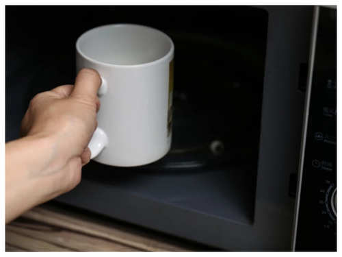 How to Make a Cup of Tea Using the Microwave: 7 Steps