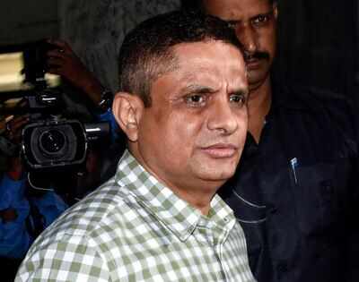 Saradha scam: CBI officials visit former Kolkata CP Rajeev Kumar's residence