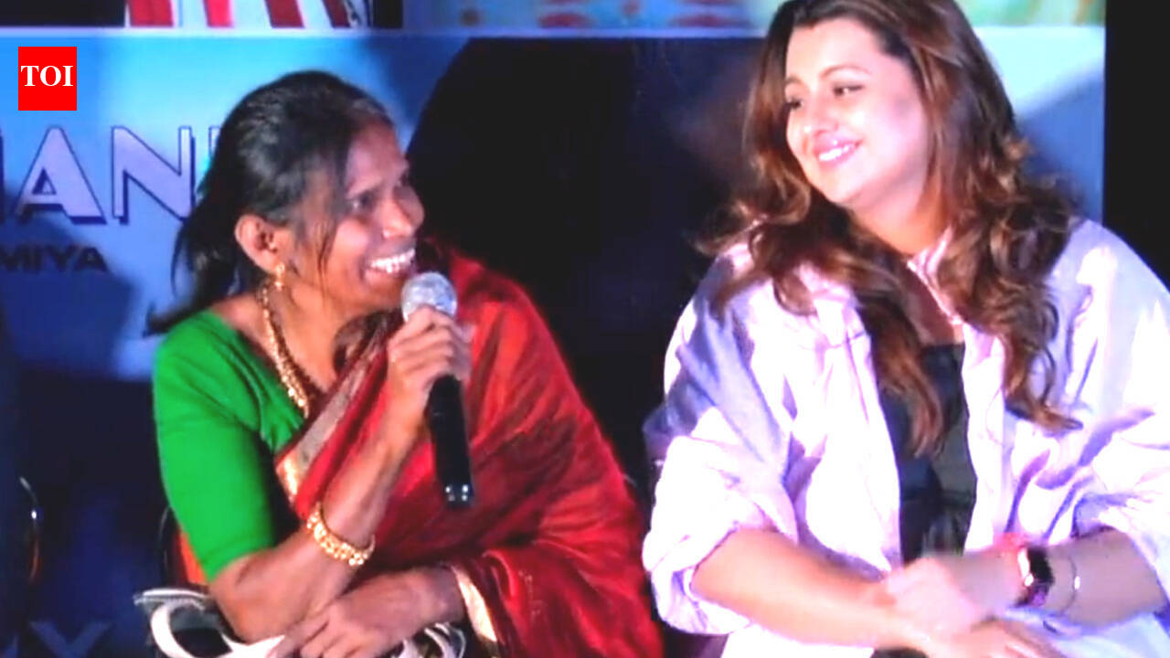 Ranu Mondal pleasantly surprises fans with her fluent English speech at ...