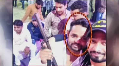 Man shot dead in northeast Delhi | Delhi News - Times of India