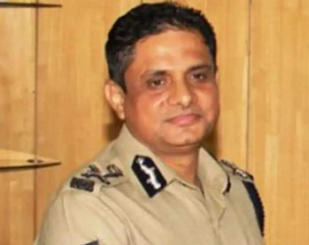 
Saradha scam: Ex-Kolkata top cop Rajeev Kumar ignores CBI summons
