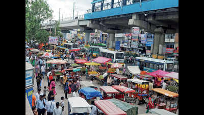 Delhi: EPCA calls for action to fix parking at metro stations