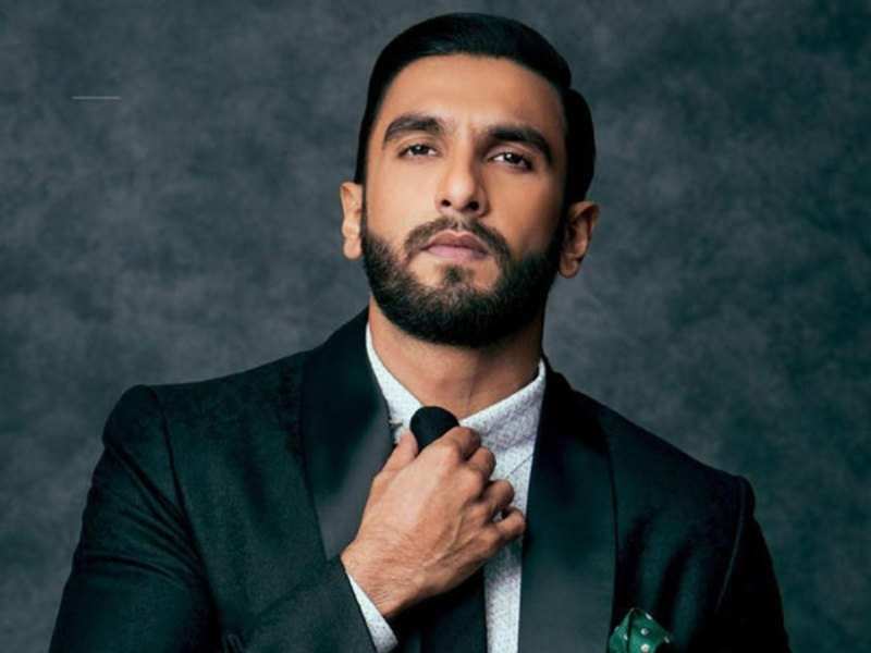 Ranveer Singh’s latest shirtless picture is sure to make you go weak in ...