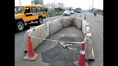 Gaping hole appears on Rampura flyover, third time in nine months