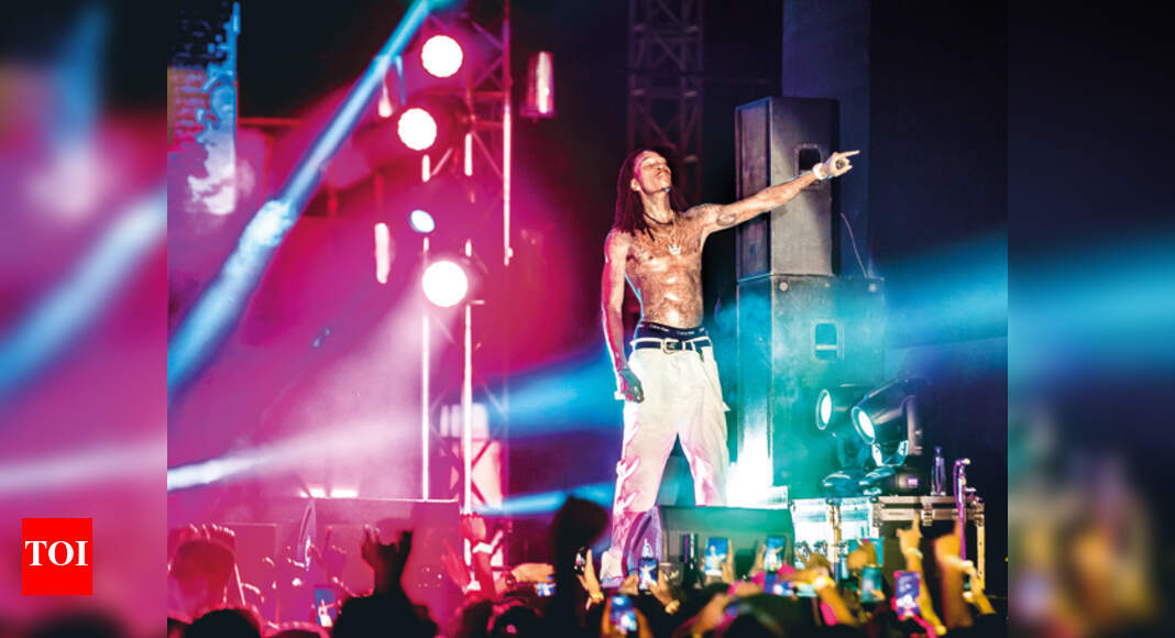 See you again, says Wiz Khalifa to a cheering crowd in Noida | Events ...