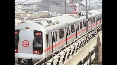 Chinese manjha hits overhead power line of Delhi Metro; services hit
