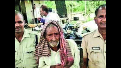 Agra: Home guards save 75-yr-old cancer patient from committing suicide