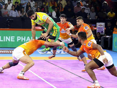 Pro Kabaddi: Contrasting wins for Delhi, Patna