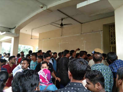Students gherao Utkal University VC office over non-fulfillment of demands