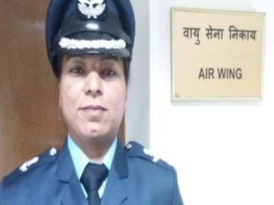 Wing Commander Anjali Singh Becomes India's First Female Military ...