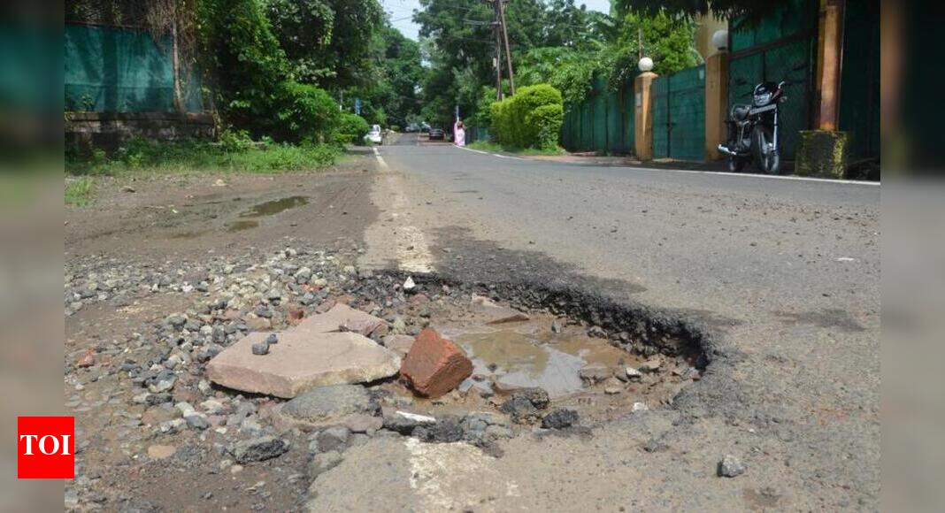 BUMPY RIDE TO SWANKY COLONIES Bhopal News Times of India