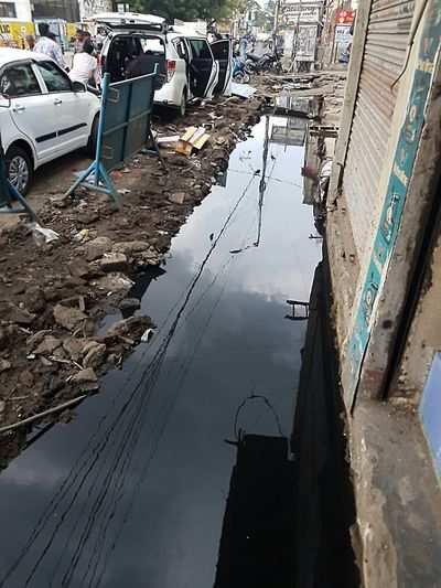 sewage work not started nuisance & dengu