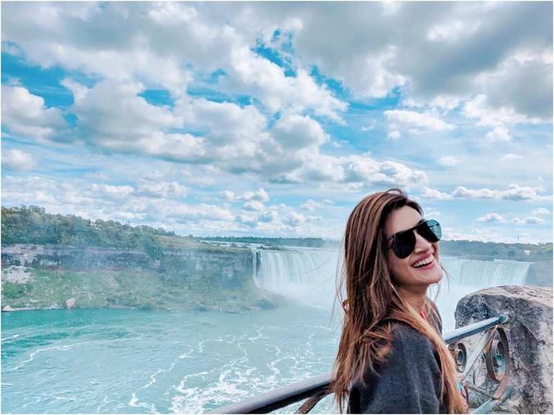 Kriti shares a postcard-worthy picture from her Canadian holiday | Hindi  Movie News - Times of India