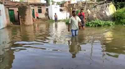 Swollen rivers inundate more Bhind villages | Bhopal News - Times of India